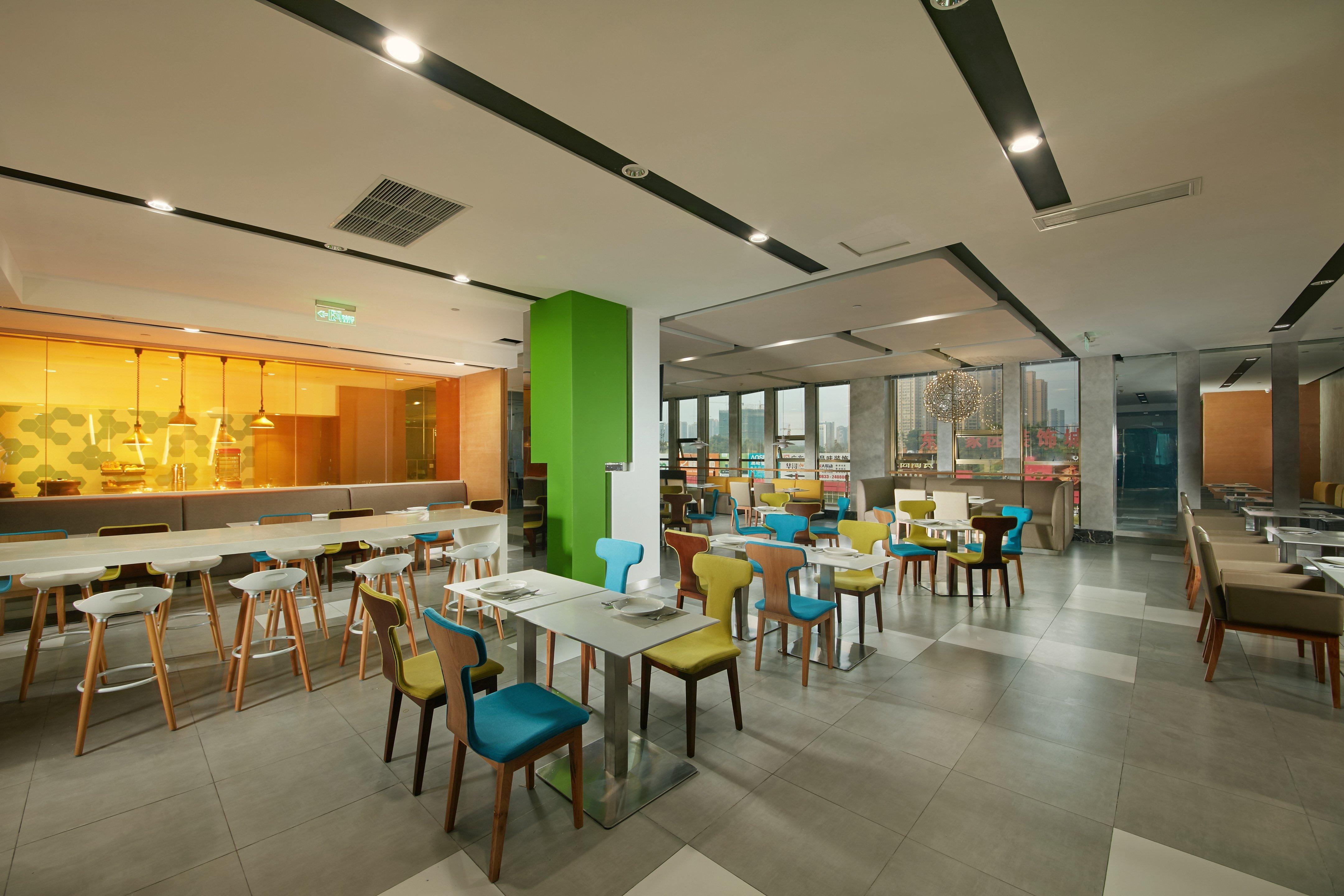 Holiday Inn Express Leshan City Square By Ihg High Speed Rail And Leshan Giant Buddha Екстер'єр фото