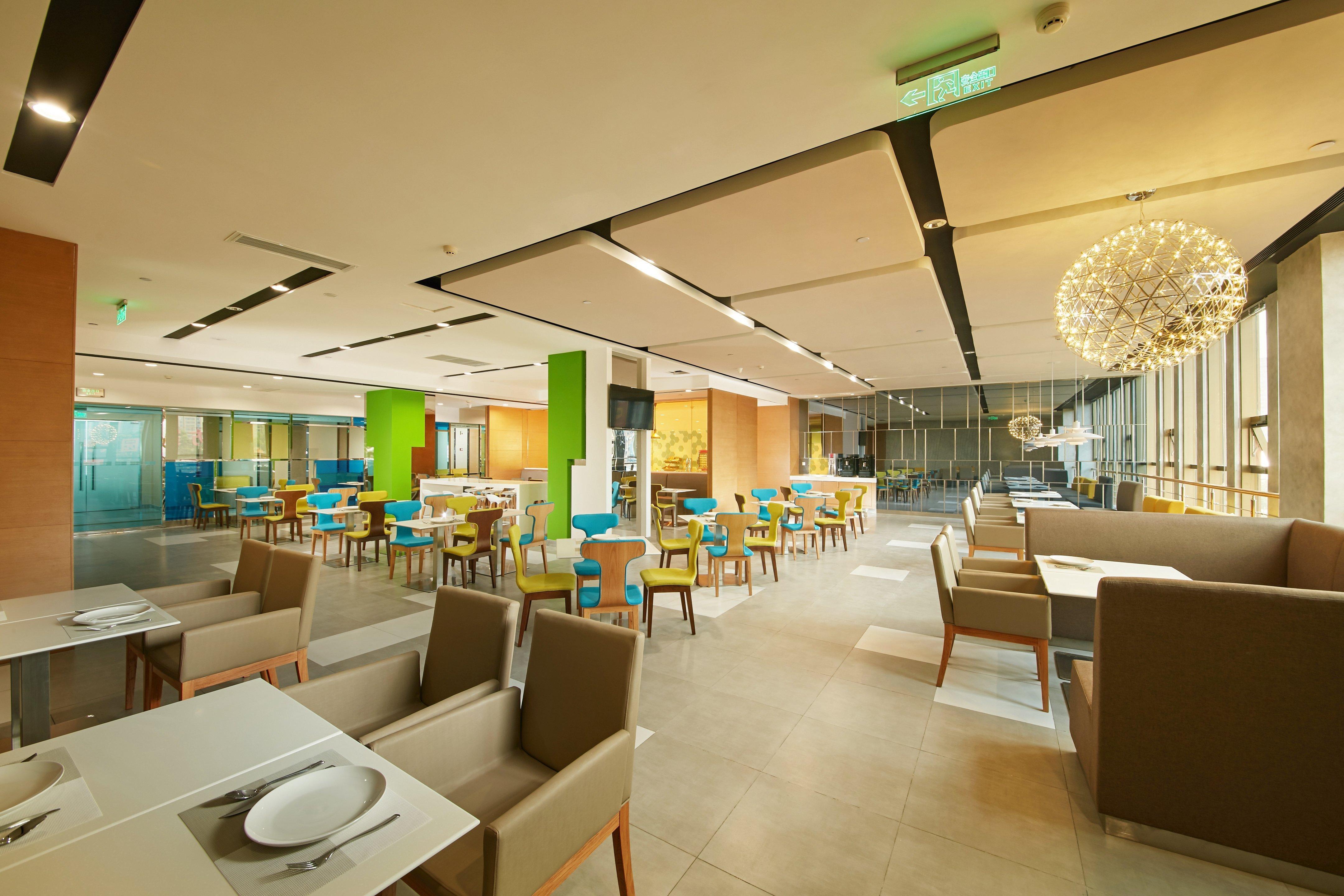 Holiday Inn Express Leshan City Square By Ihg High Speed Rail And Leshan Giant Buddha Екстер'єр фото