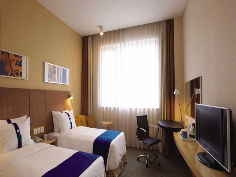 Holiday Inn Express Leshan City Square By Ihg High Speed Rail And Leshan Giant Buddha Екстер'єр фото